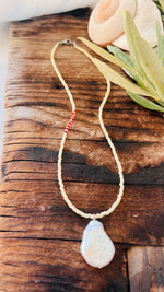 Lade das Bild in den Galerie-Viewer, Necklace Pearl „CORAL“
