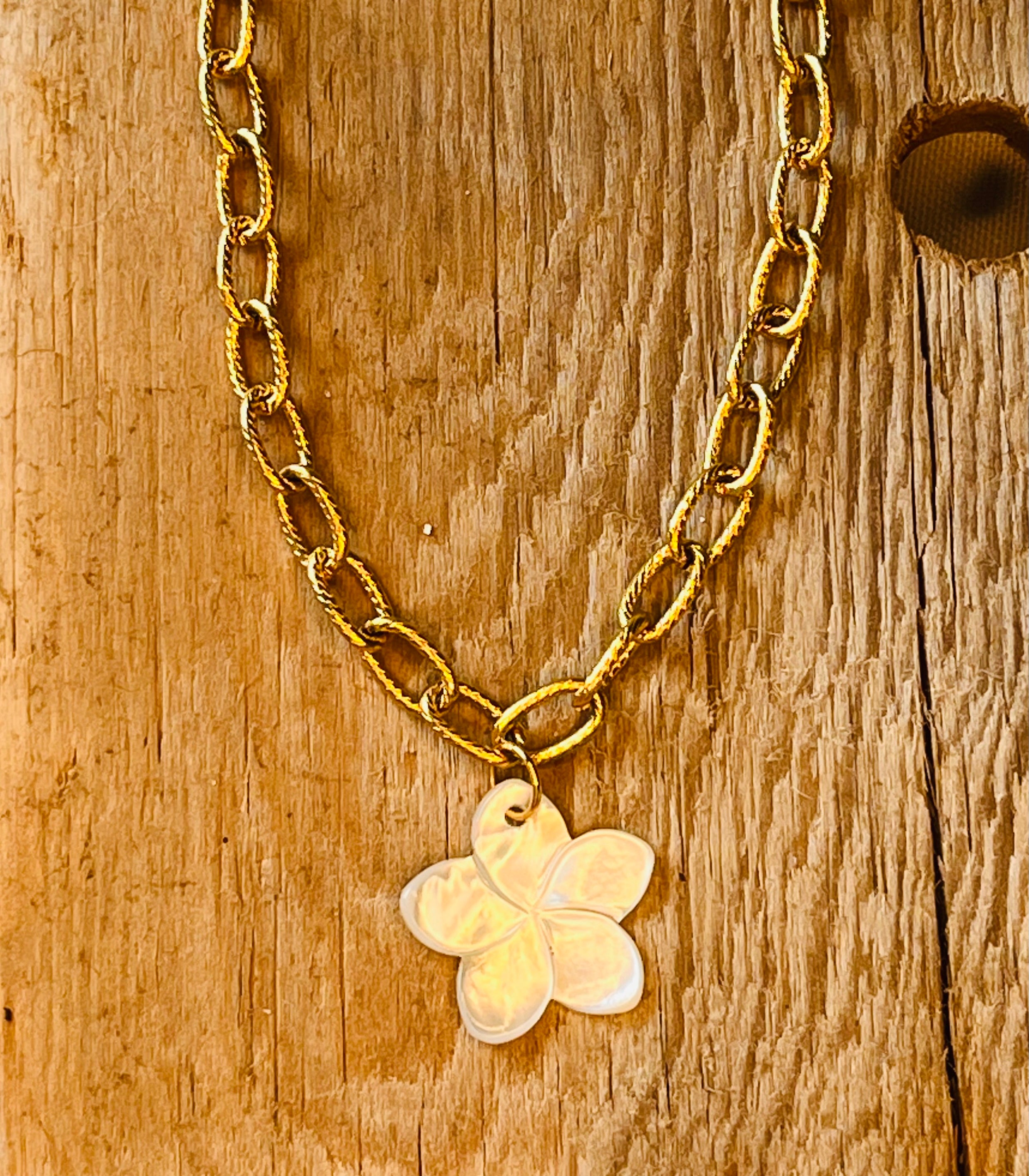 Necklace Edelstahl Gliederkette gold "FRANGIPANI"