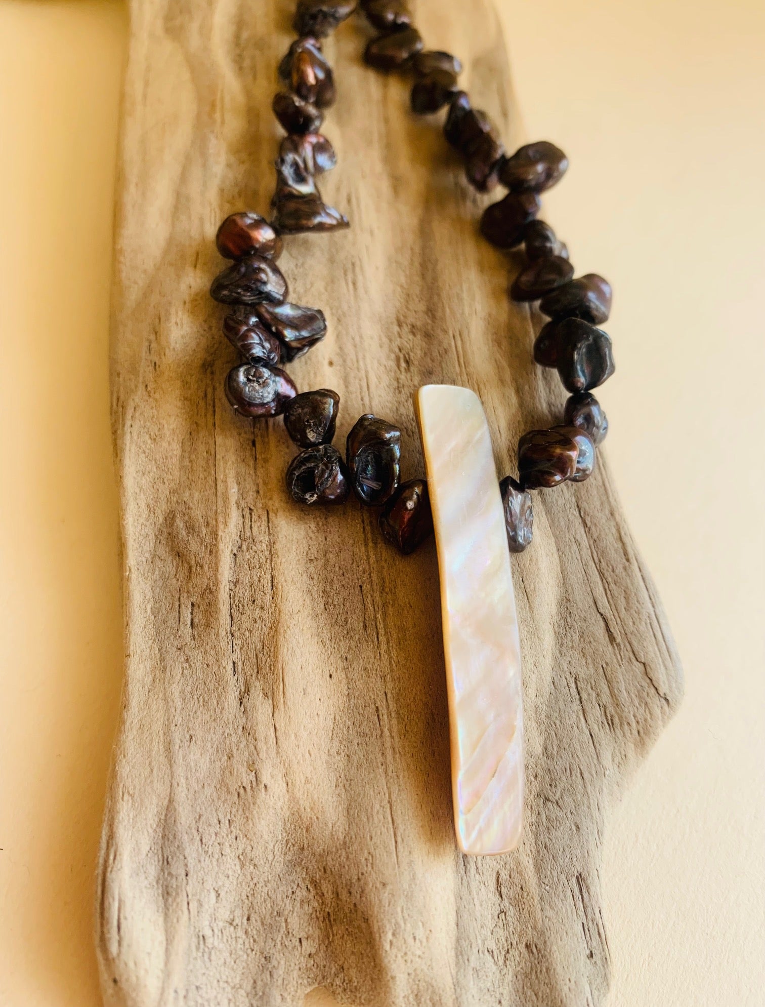 Necklace "TEAR PEARL“