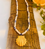 Lade das Bild in den Galerie-Viewer, Necklace  „GOLDEN SHELL&quot;

