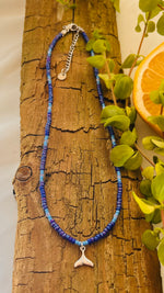 Lade das Bild in den Galerie-Viewer, Necklace  „SILVER WHALE&quot;

