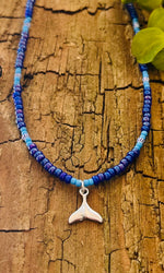 Lade das Bild in den Galerie-Viewer, Necklace  „SILVER WHALE&quot;
