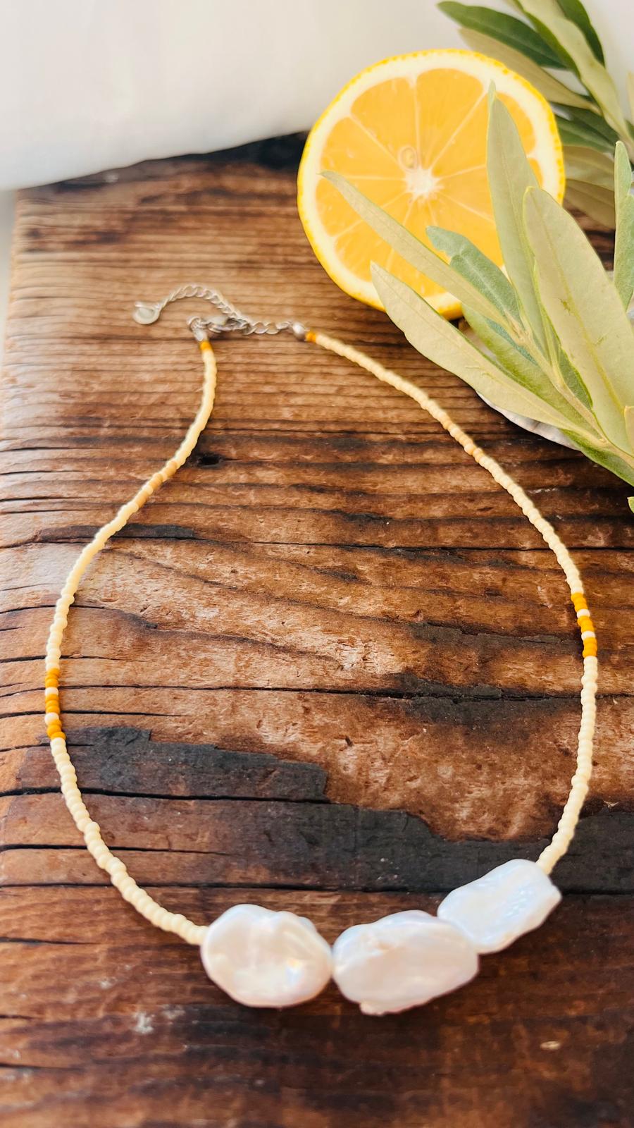 Necklace Pearl „LATTE“